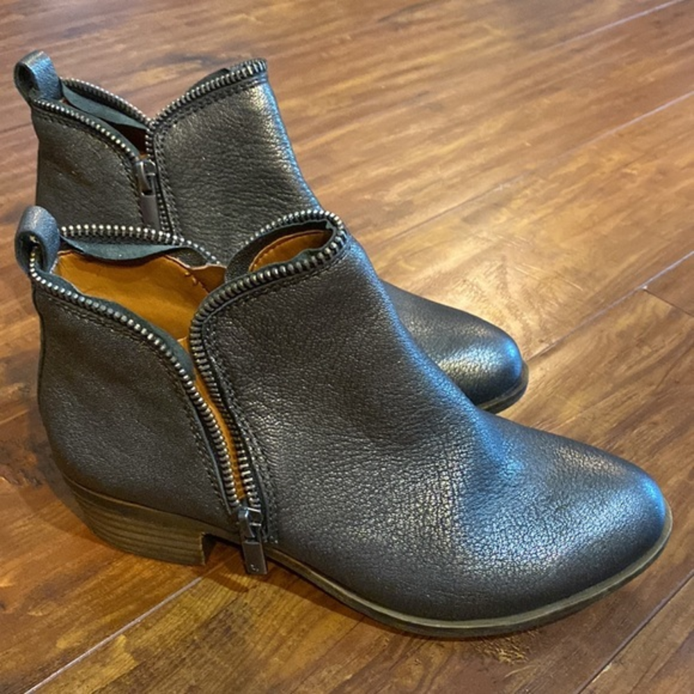 Lucky Brand Bartalino Metallic Pewter Leather Ankle Booties Women’s Size 6